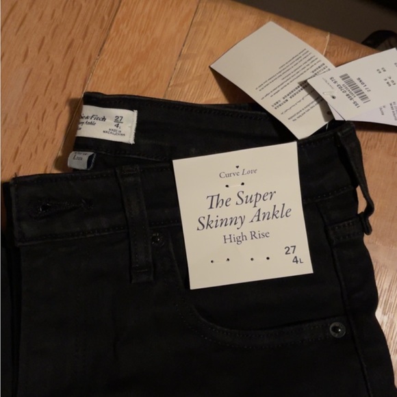 Curve Love High Rise Skinny Jean - Picture 2 of 2